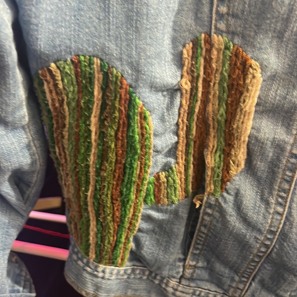 Medium Jean Jacket - one of a kind - medium - Picture 4 of 6